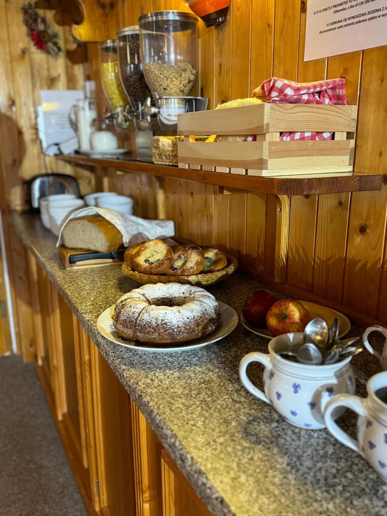Bila Labut Horsky Hotylek Hotel Pec pod Sněžkou Buitenkant foto