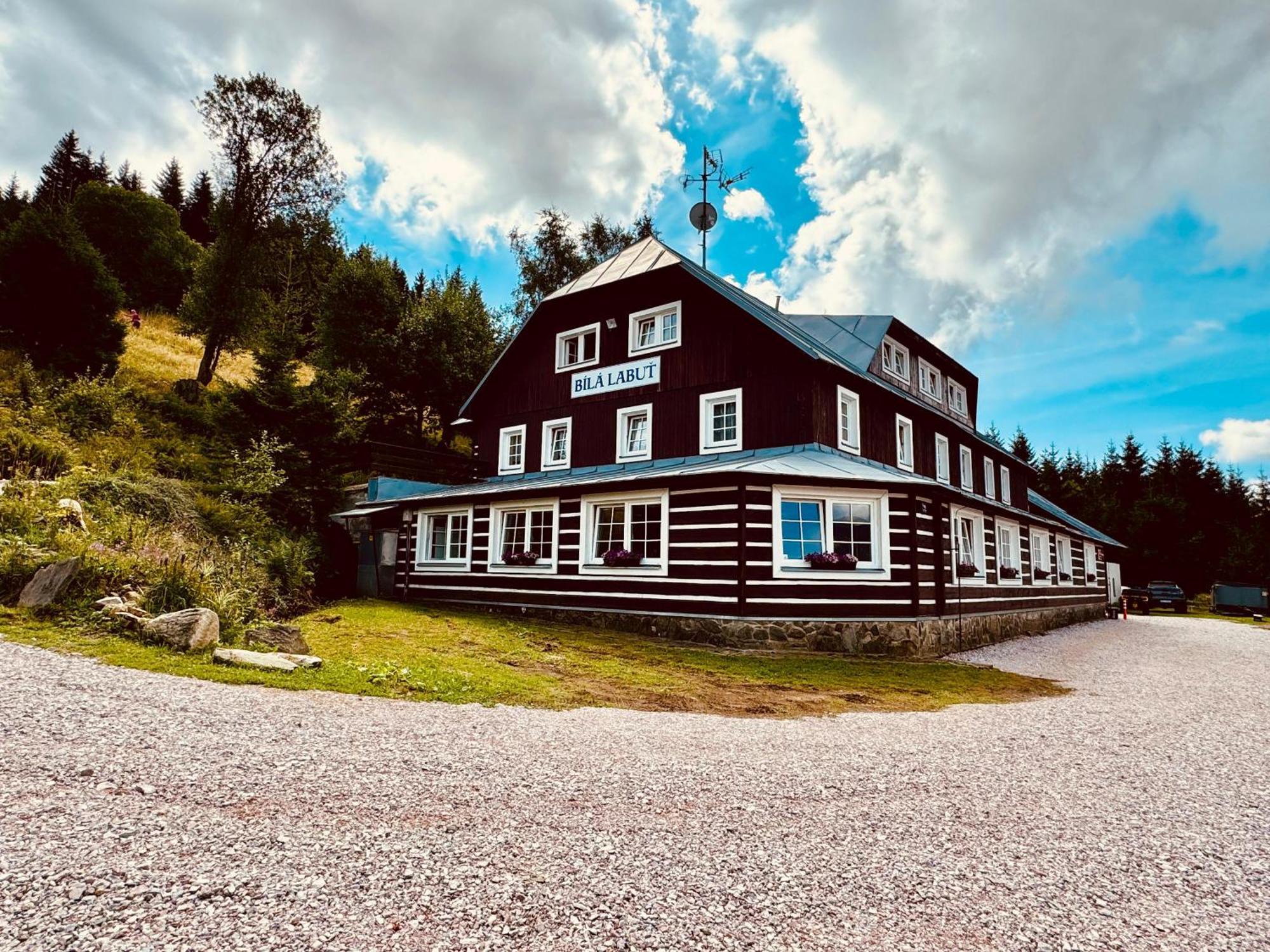 Bila Labut Horsky Hotylek Hotel Pec pod Sněžkou Buitenkant foto