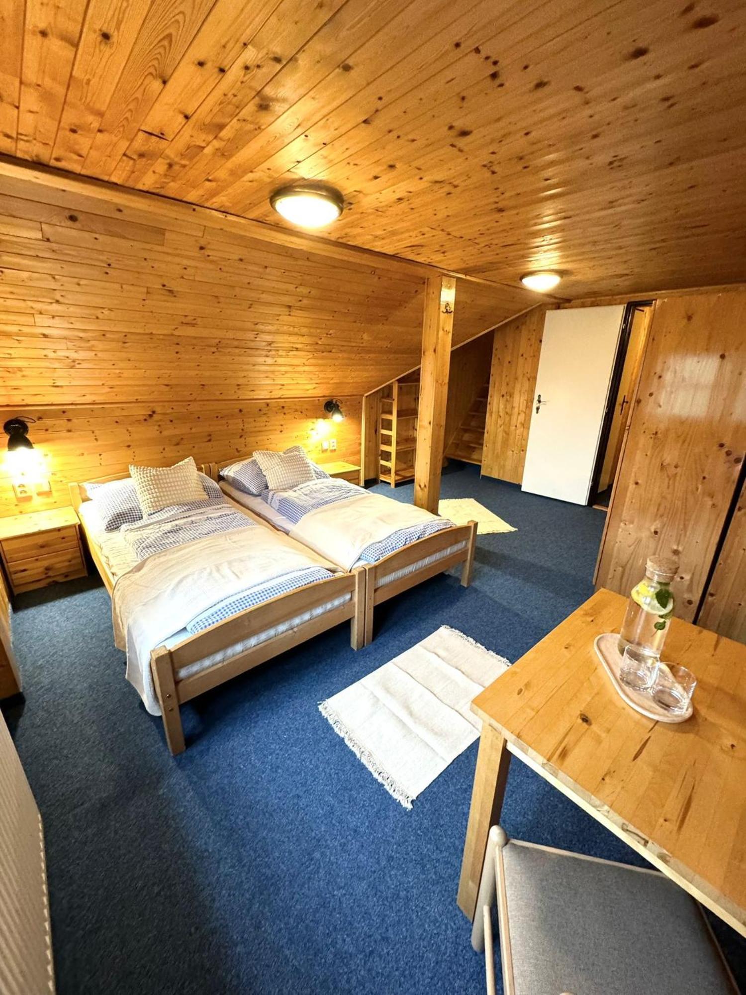 Bila Labut Horsky Hotylek Hotel Pec pod Sněžkou Kamer foto