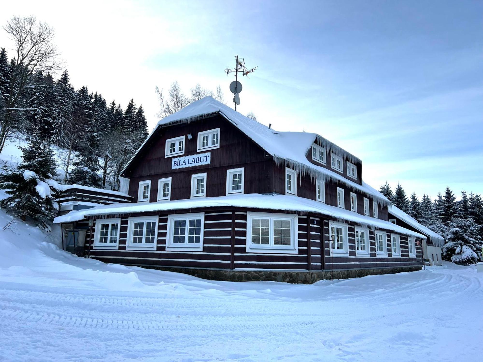 Bila Labut Horsky Hotylek Hotel Pec pod Sněžkou Buitenkant foto